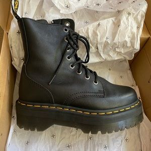 Dr. Marten Jadon III Platform Boots